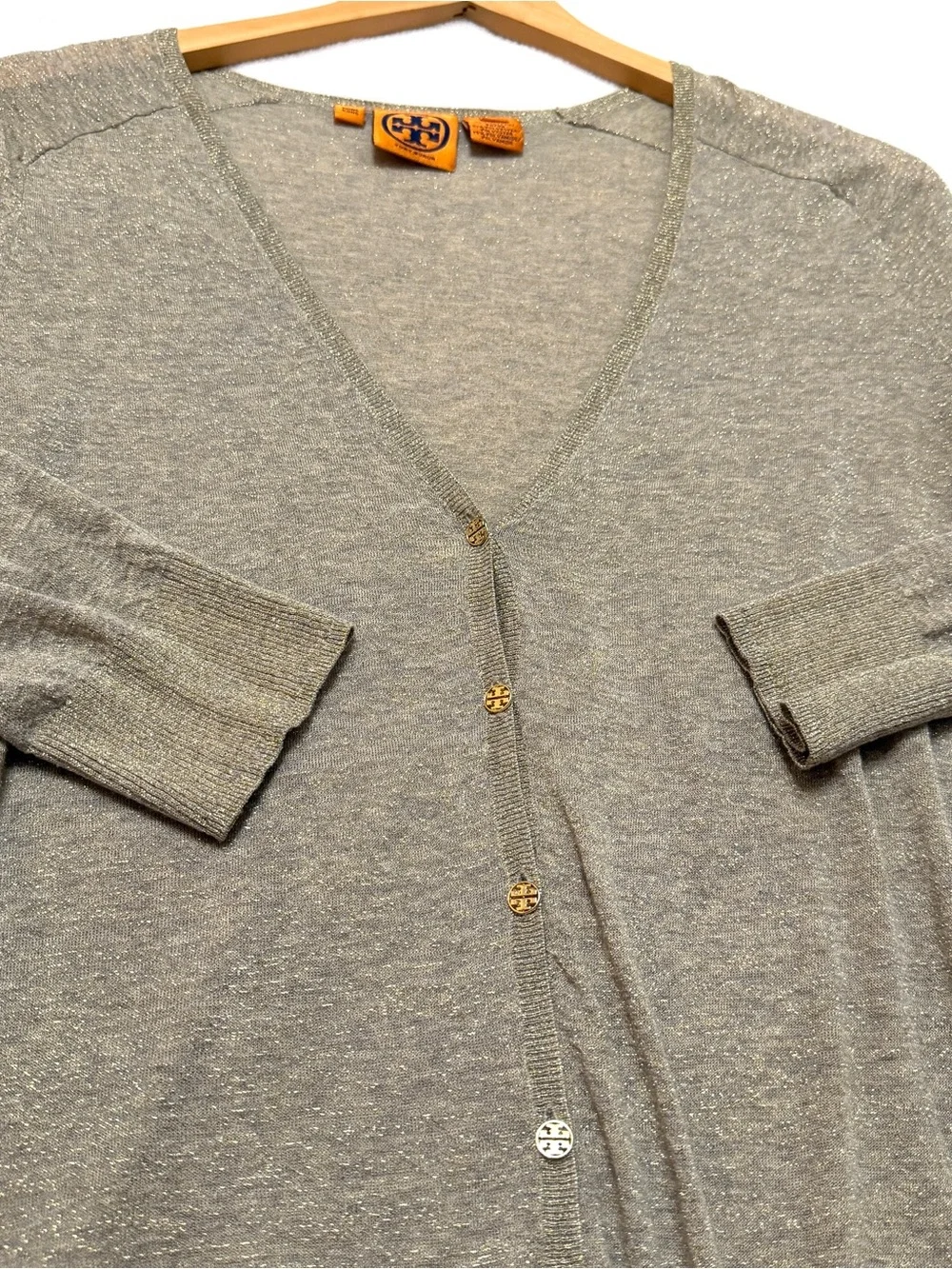 Tory Burch sz S Cardigan Lightweight Knit Sweater Gold Logo Buttons Metallic